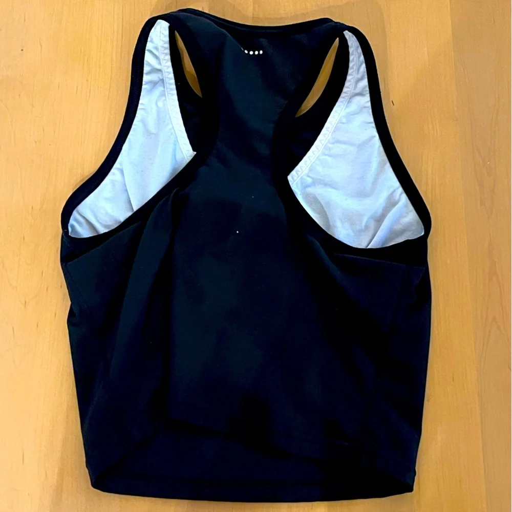 NIKE ATHLETIC TOP - Picture 2 of 3